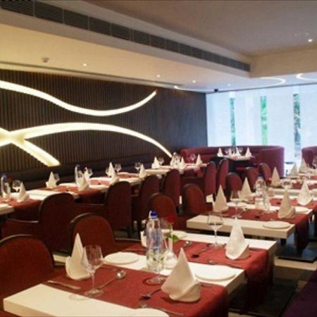The Gaur Otel Chandīgarh Dış mekan fotoğraf